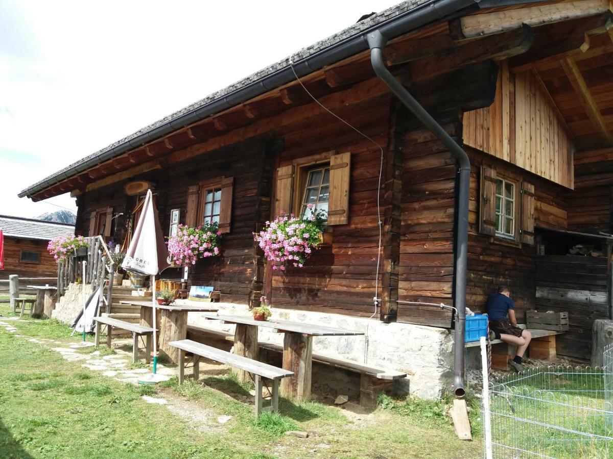 Hotel Haus Antonius à Sankt Lorenzen im Lesachtal Extérieur photo